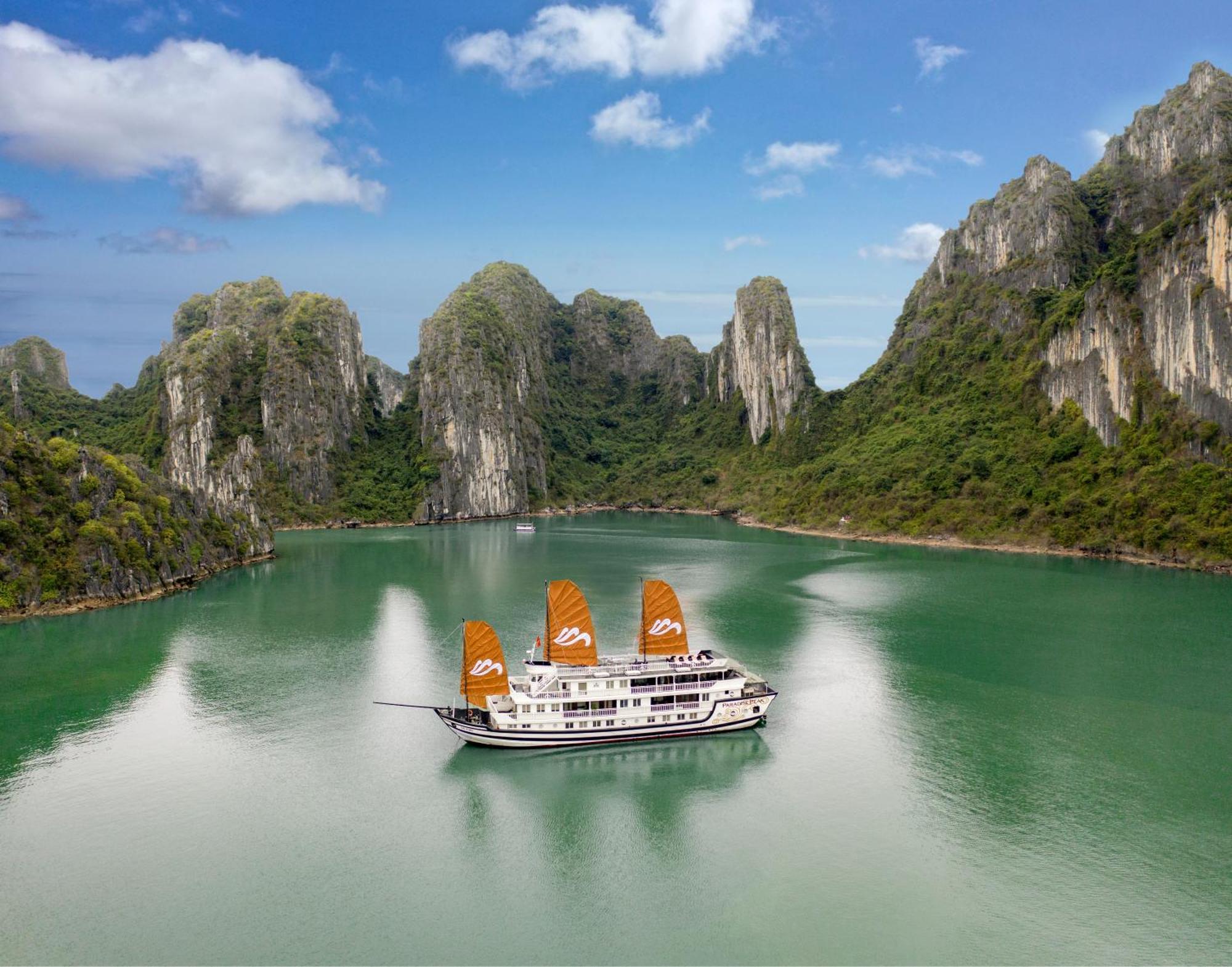 Paradise Peak Cruise Ha Long Exterior photo